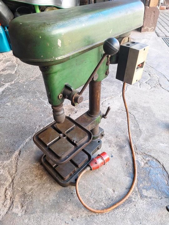 Bohrmaschine Ständerbohrmaschine Säulenbohrmaschine