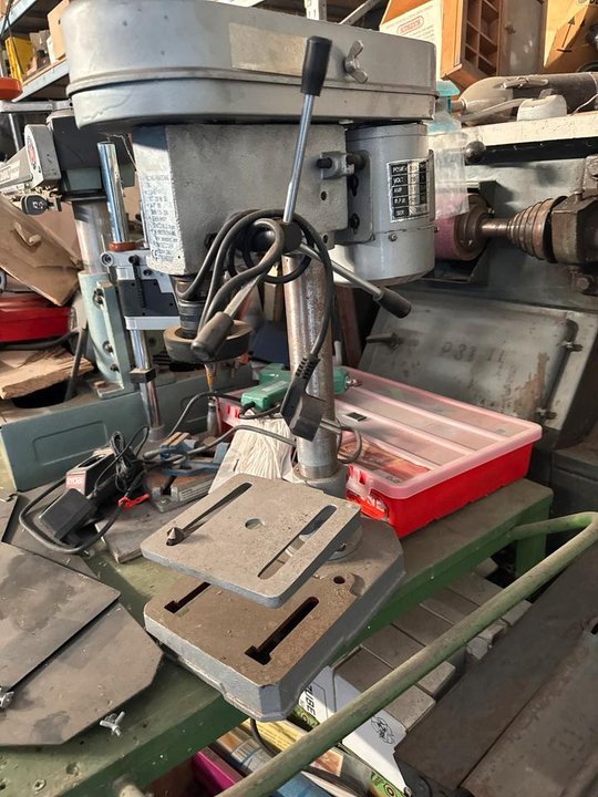 Säulenbohrmaschine Ständerbohrmaschine Werkstatt