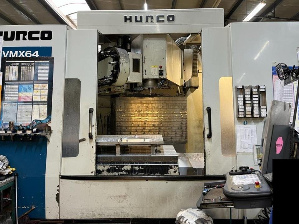 Gebrauchtes Bearbeitungszentrum CNC Hurco VMX64 Baujahr 2003