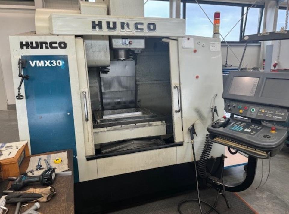 Gebrauchtes Bearbeitungszentrum CNC von Hurco VMX 30