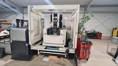 Makino EU43 Drahterodiermaschine