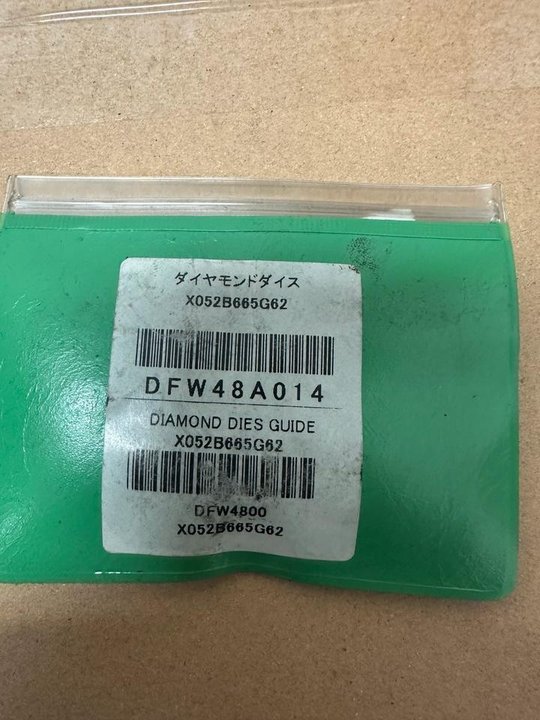 2Stck Führungen für Mitsubishi Drahterodiermaschinen Baureihe FA