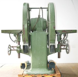 2 Tellerschleifmaschinen 700 und 800mm plus Rundschleifmaschine