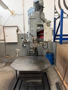 Radialbohrmaschine CSEPEL RF 22/A – Schwermaschine