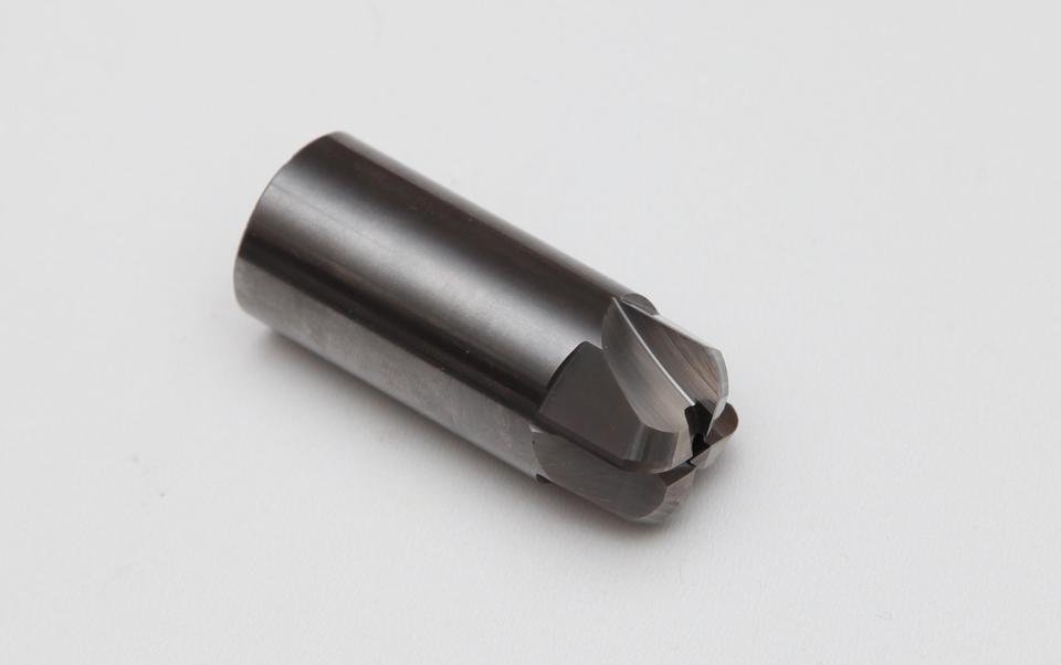 VHM Fräser mit Eckenradius D=25 mm, extra kurz Z4, neuwertig