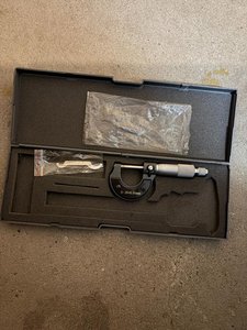 Bügelmessschraube 0-25mm mit Metallkasten