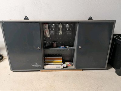 Verkaufe Werkzeugschrank (Hängeschrank)