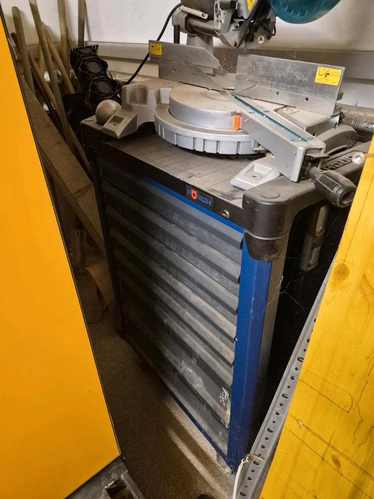 Forch Werkstattwagen Teilbestückt