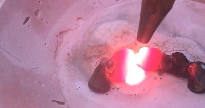 Schweißgerät für die Reparatur von Zahnprothesen