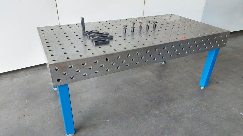 Aufspann-Richt-Schweißtisch UNBEKANNT, System 28, Bj.ca.10, 26116