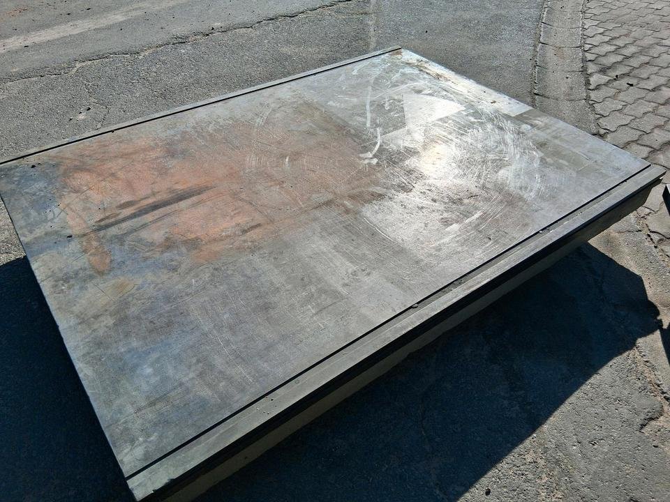 Gusstisch Schweißtisch Richtplatte Anreißplatte Schweisstisch