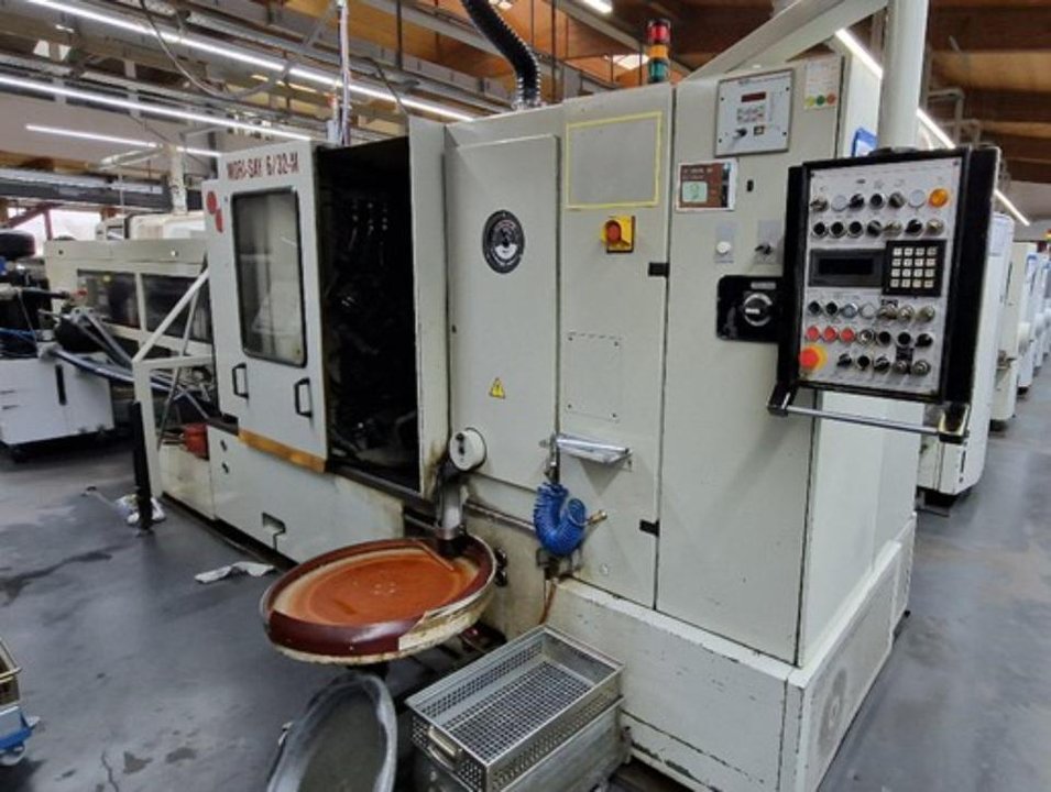 Gebrauchte Mori Say 6/32M-M114 Kurven-Drehmaschine Baujahr 1997