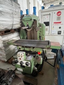 DDR WMW Universalfräse Typ FW 250 x 1000 Drehbank