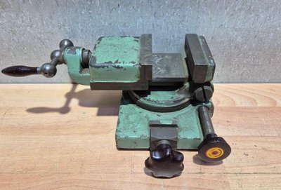 Maschinenschraubstock Schraubstock schwenkbar drehbar f. Drehbank