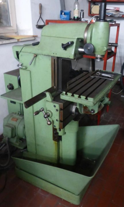 Universal-Fräsmaschine DECKEL FP 1