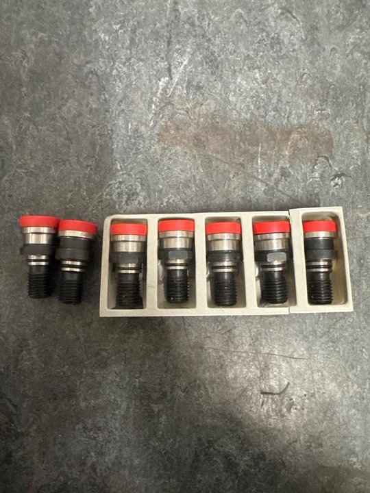 Inkl. Mwst. Spannbolzen M16 Zugbolzen CNC Fräsmaschine SK40 BT40