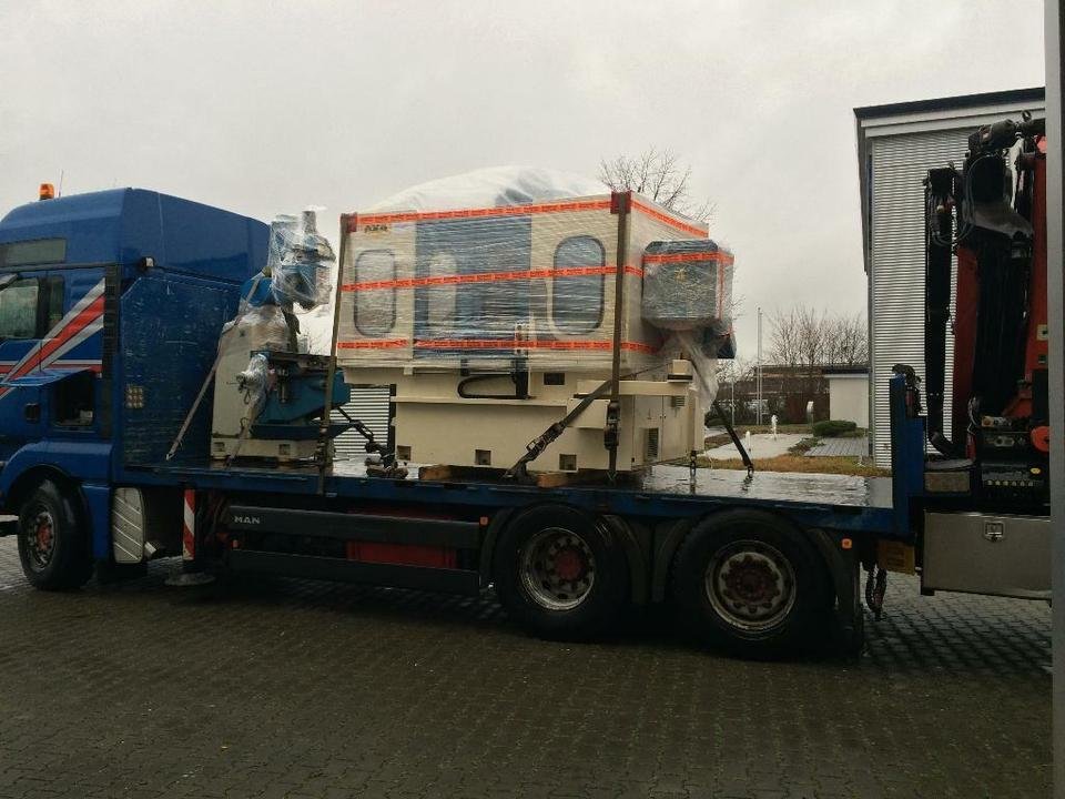 Vermittlung von CNC, Werkzeugmaschine, Drehmaschine, Fräsmaschine